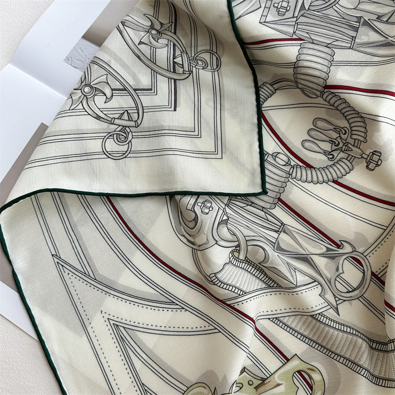 40% Silk 60% Wool Scarf 135x13 - Sewing Hemming recension och pris