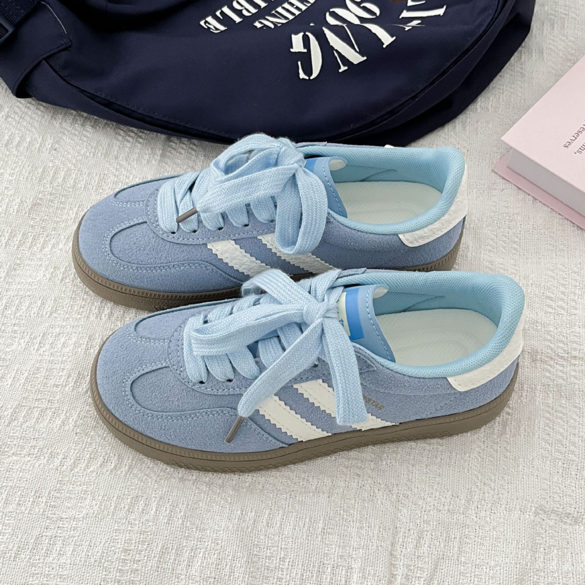 Vintage-style sneakers for wom - Sewing Net recension och pris