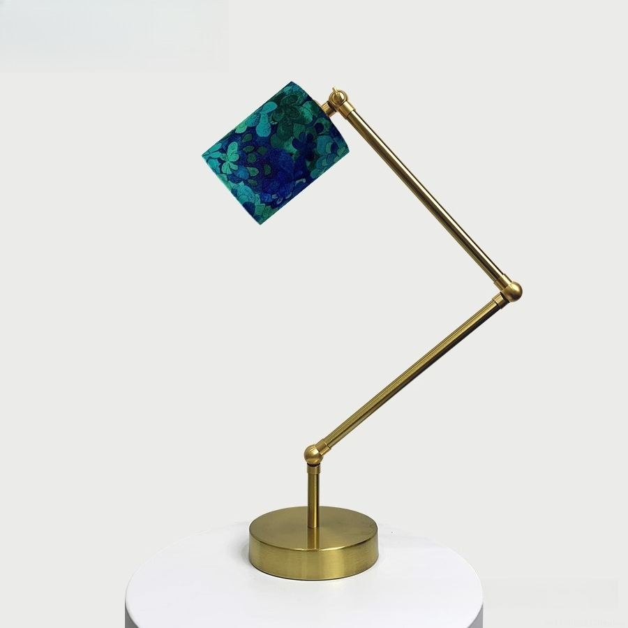 Adjustable Reading Lamp: Metal - Century Textile & Sewing Supply recension och pris